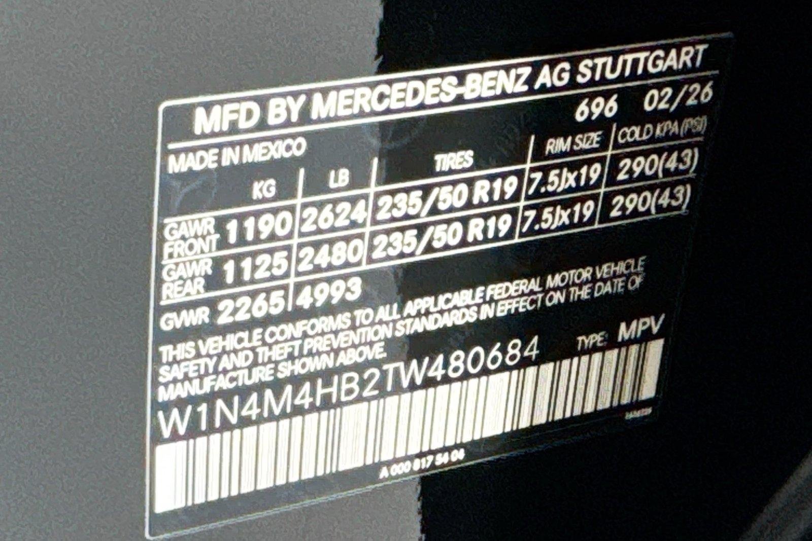 New 2026 Night Black Mercedes-Benz GLB 250 image 30