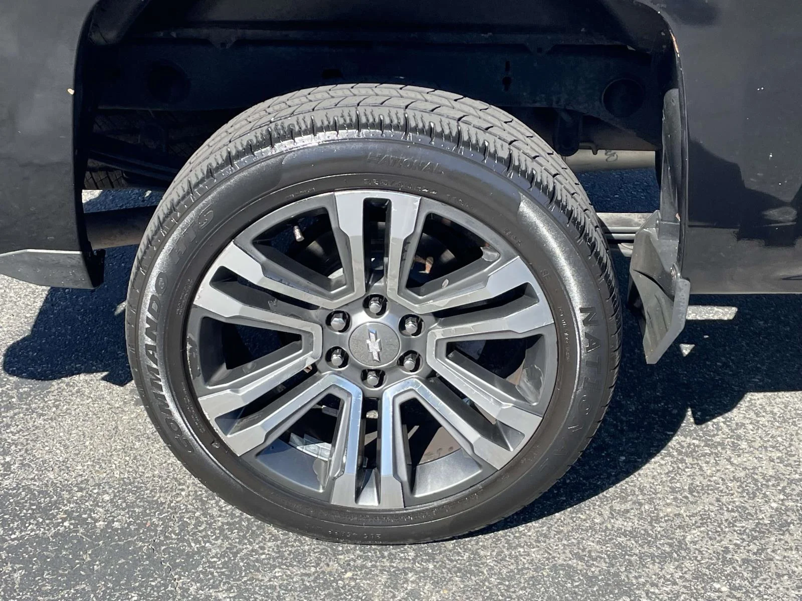 Used 2017 BLACK Chevrolet Custom image 7