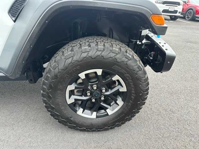 Used 2024 White Jeep Rubicon 4xe image 14