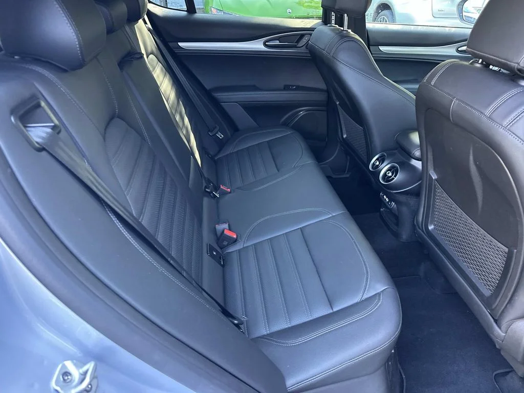 Used 2025 Moonlight Gray Alfa Romeo Veloce image 14
