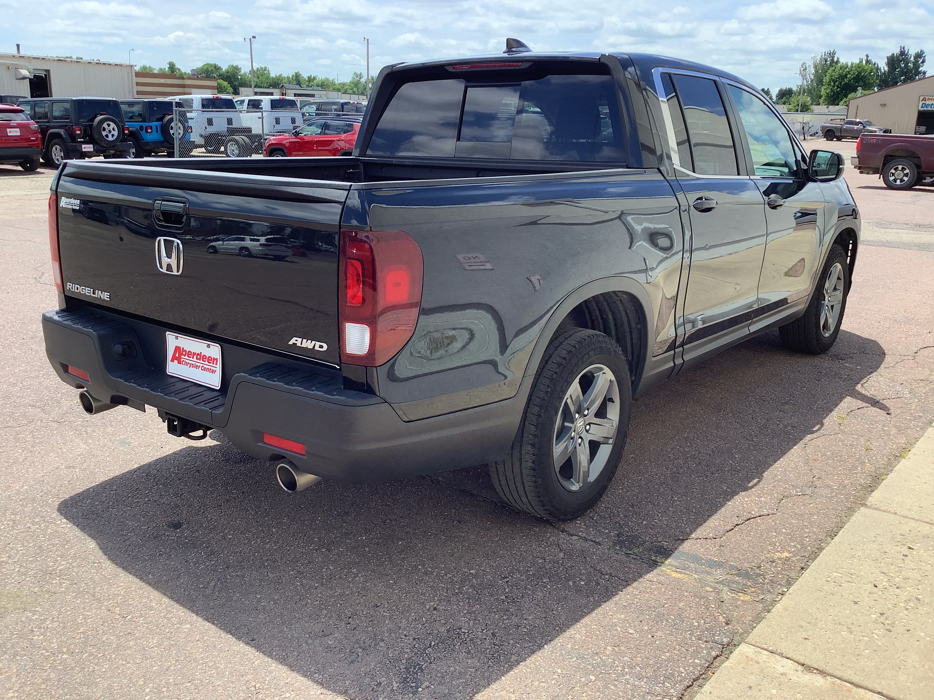 Used 2023  Honda RTL image 5