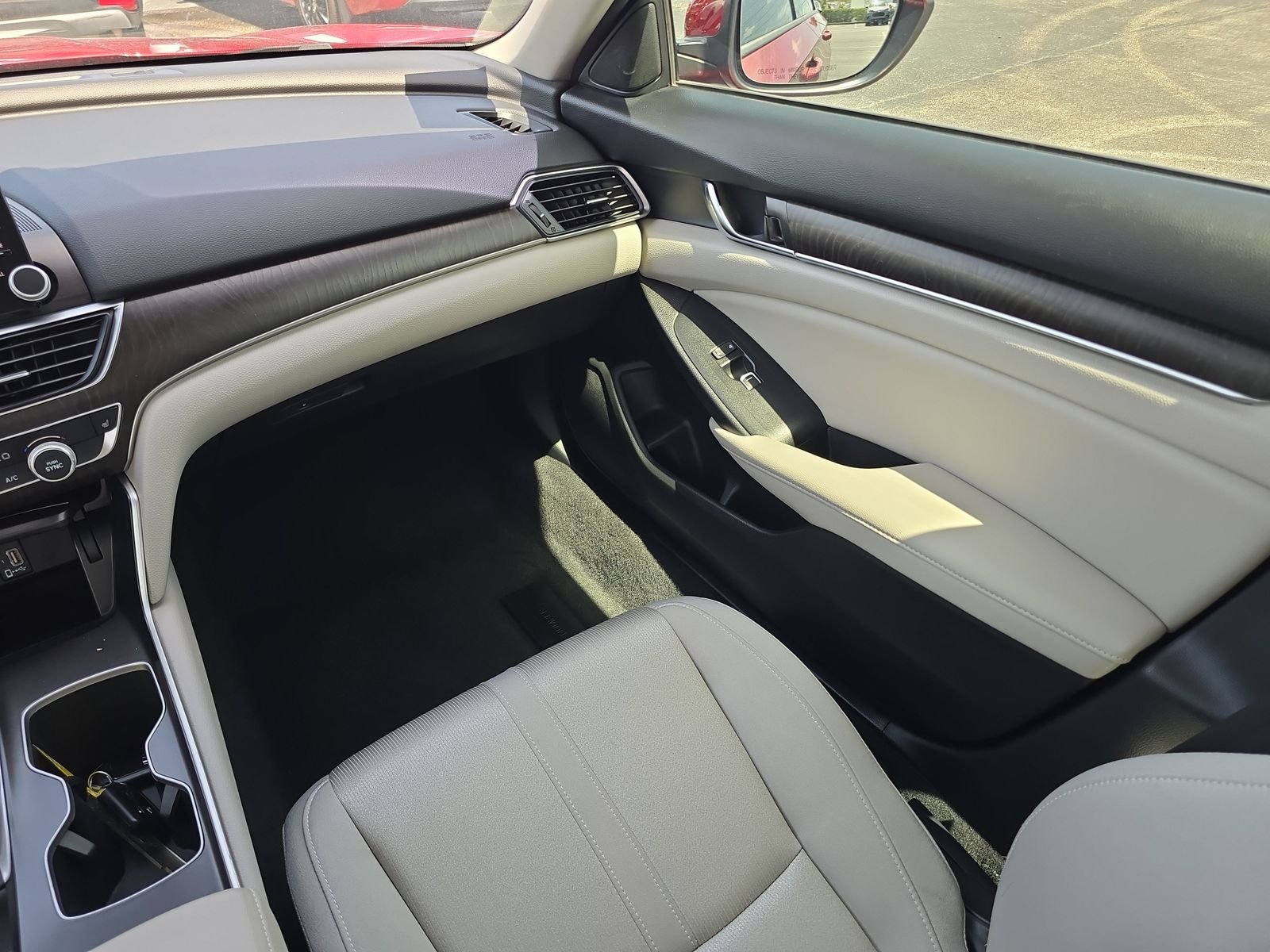 Used 2020 Red Honda EX image 12