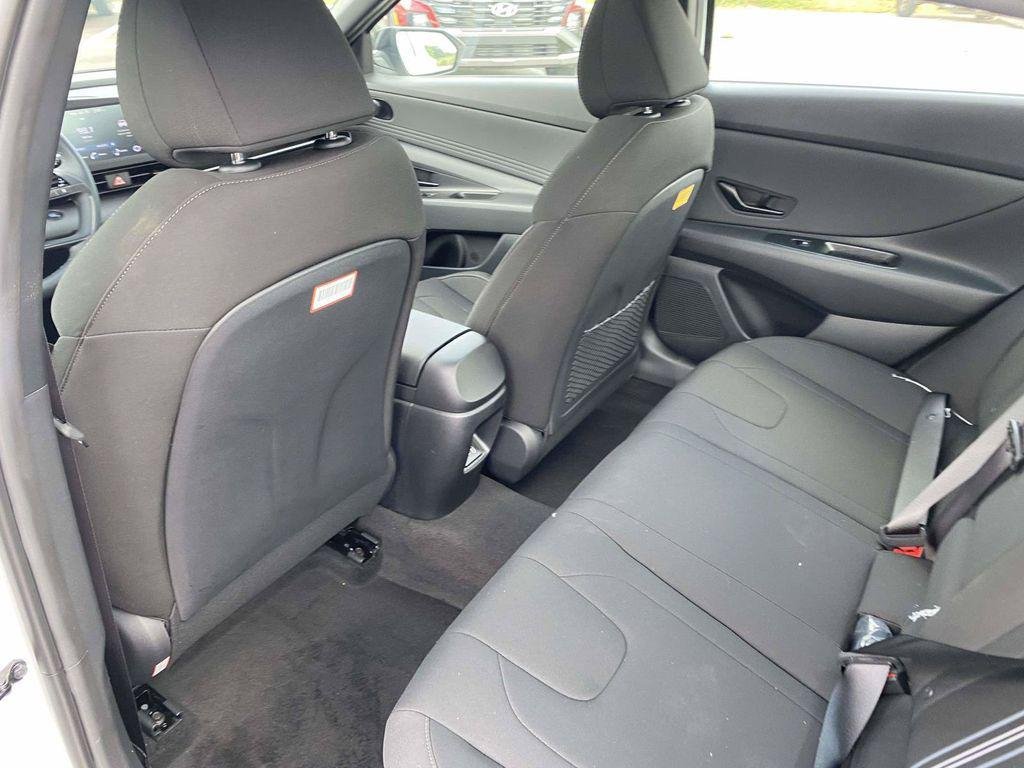 New 2026 White Hyundai SEL Sport image 38