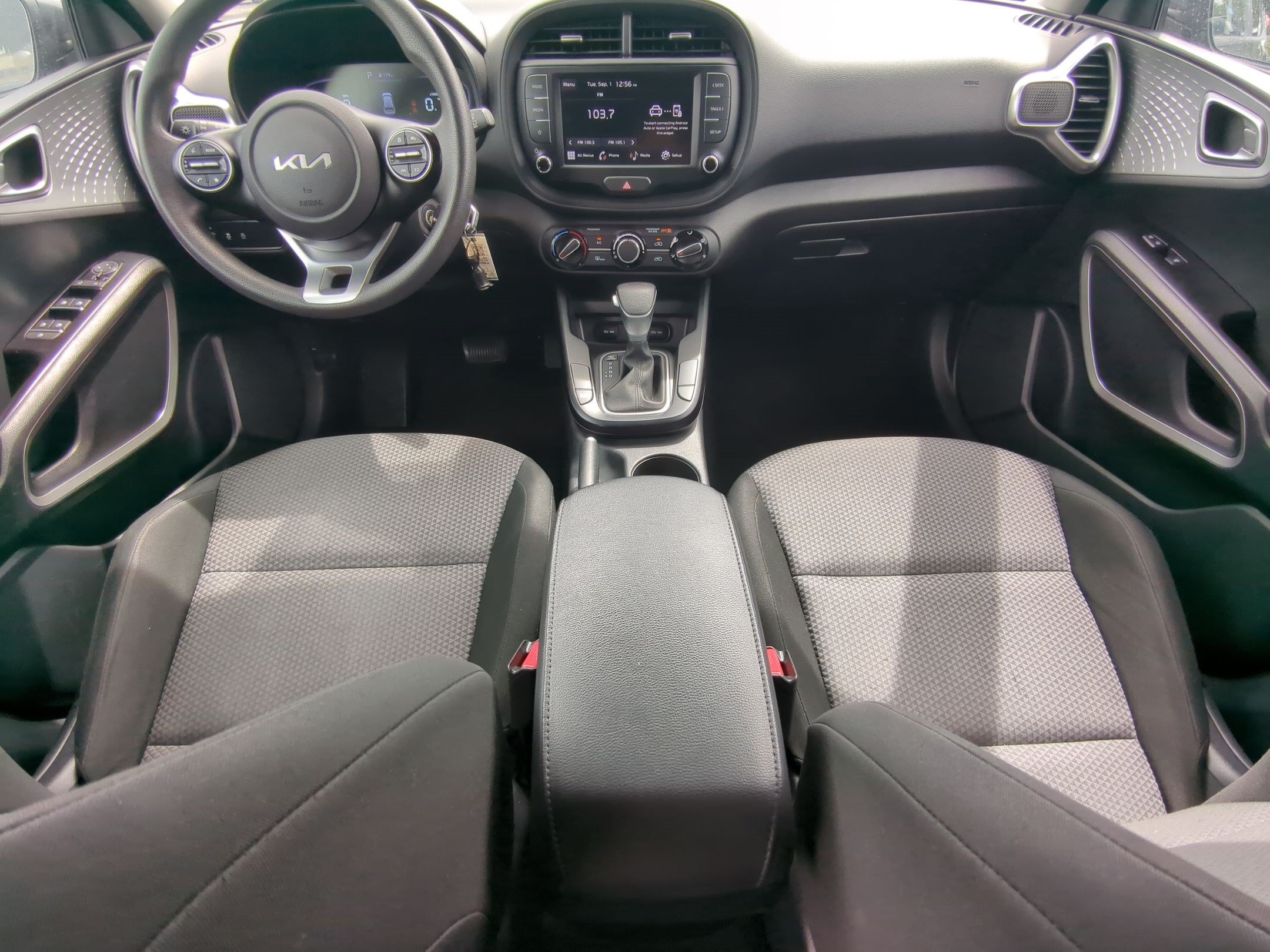 Used 2023 Gravity Gray Kia LX image 26