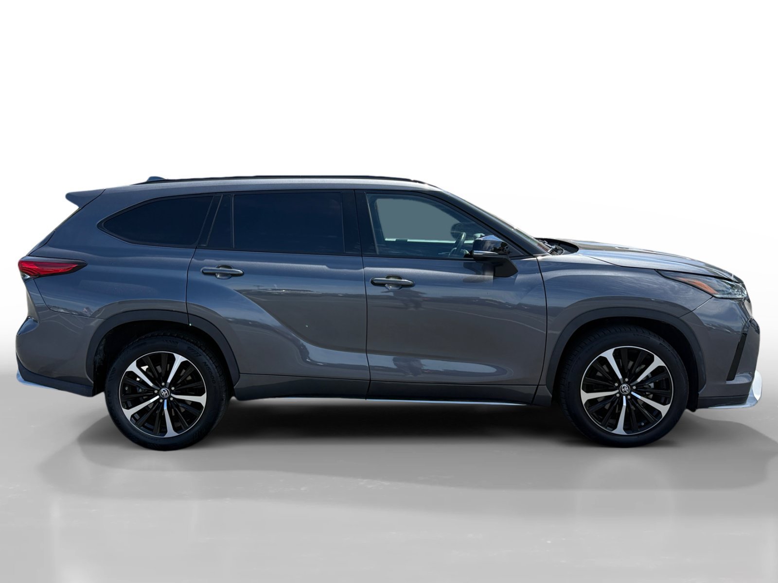 Used 2021 Magnetic Gray Metallic Toyota XSE image 6