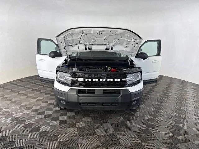 Used 2025 White Ford Outer Banks image 12