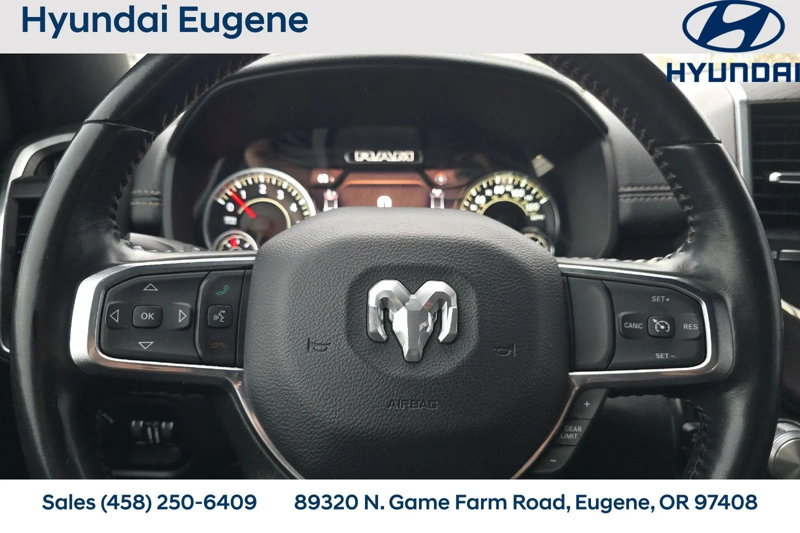 Used 2023 White Ram Laramie image 35