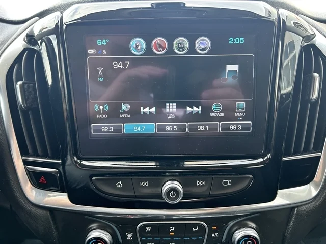 Used 2018 Brown CHEVROLET LT Cloth image 33