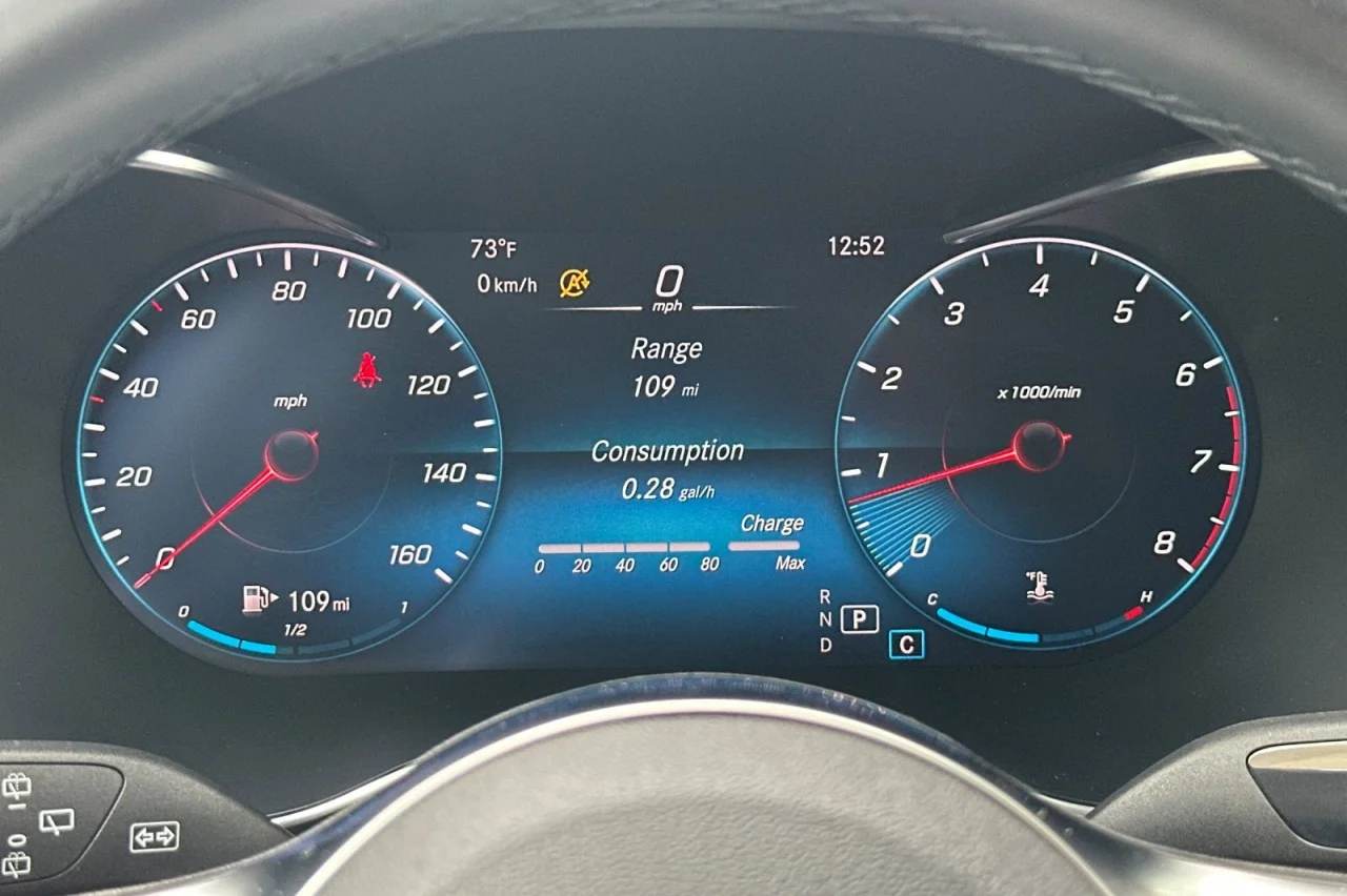 Used 2022 Mojave Silver Metallic Mercedes-Benz GLC 300 image 23