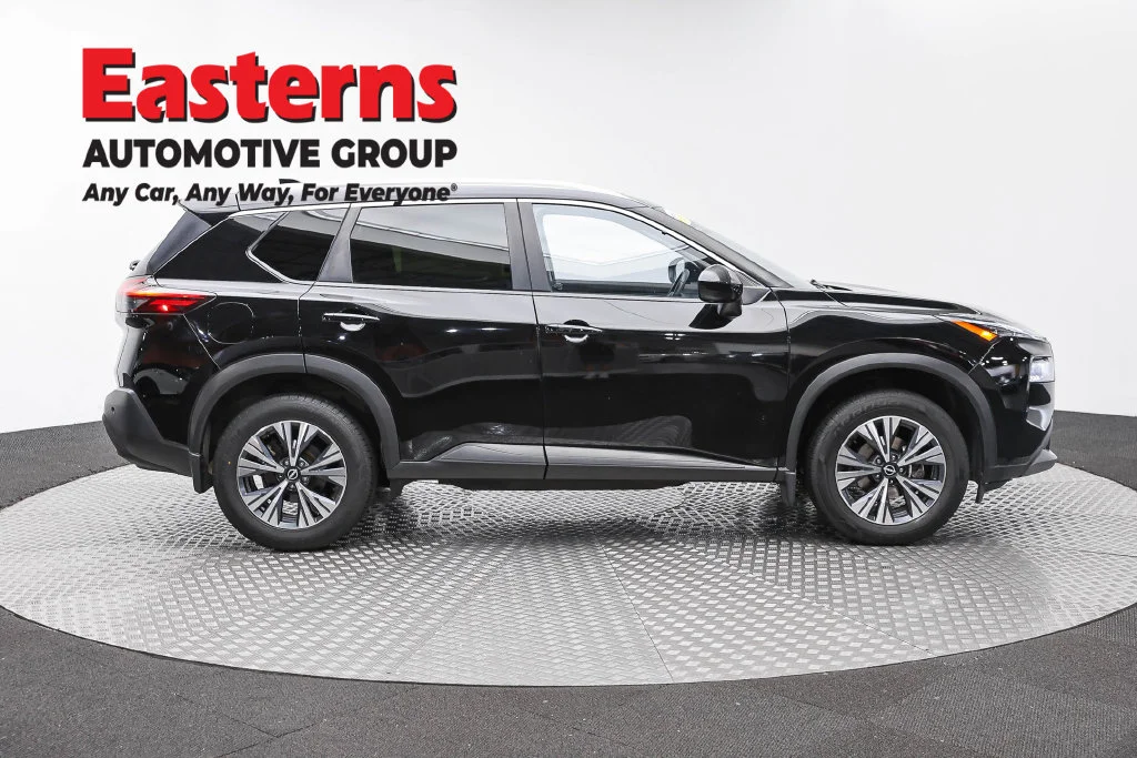 Used 2023 Black Nissan SV image 4
