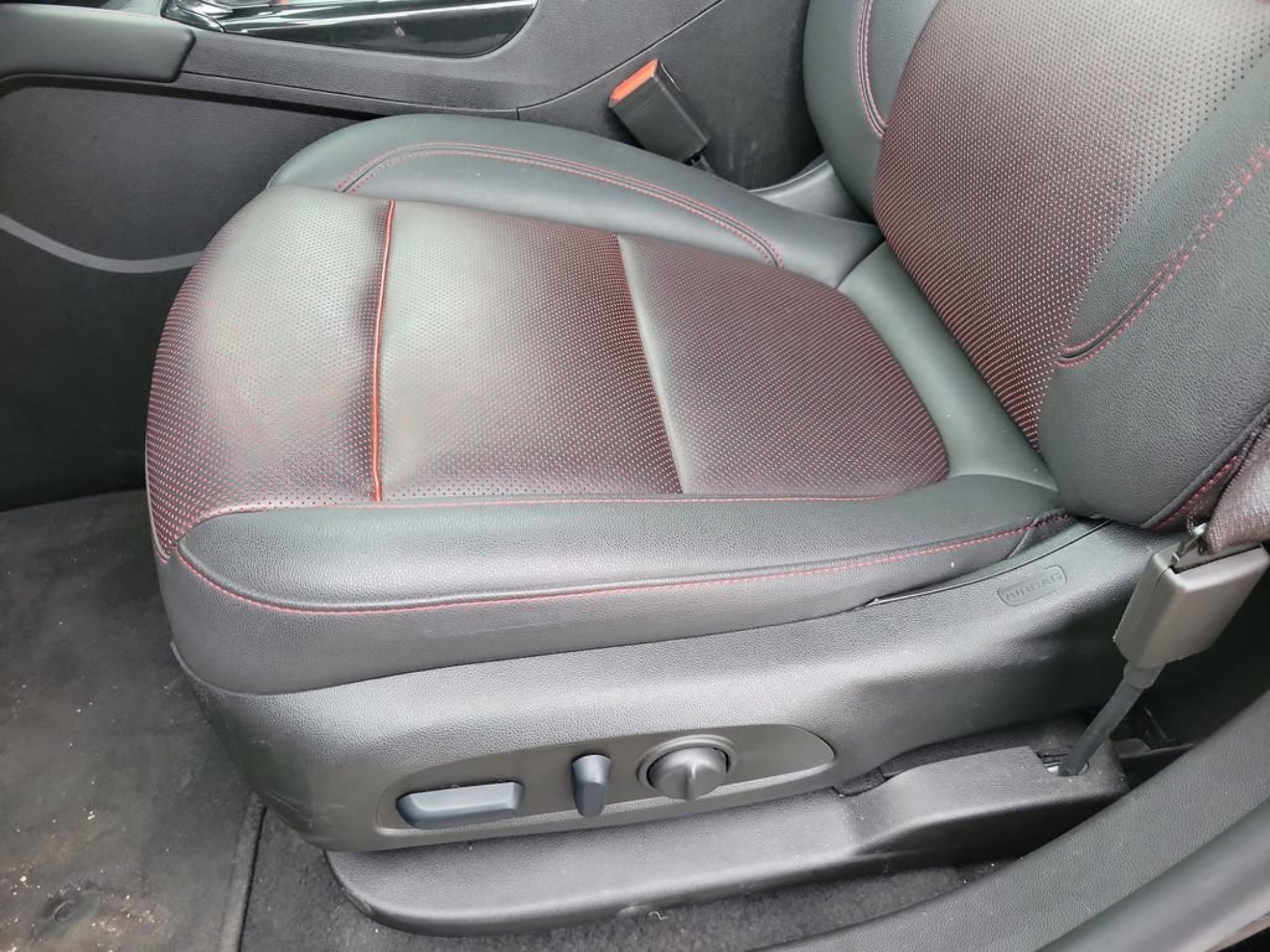 Used 2025 Black Chevrolet RS image 10