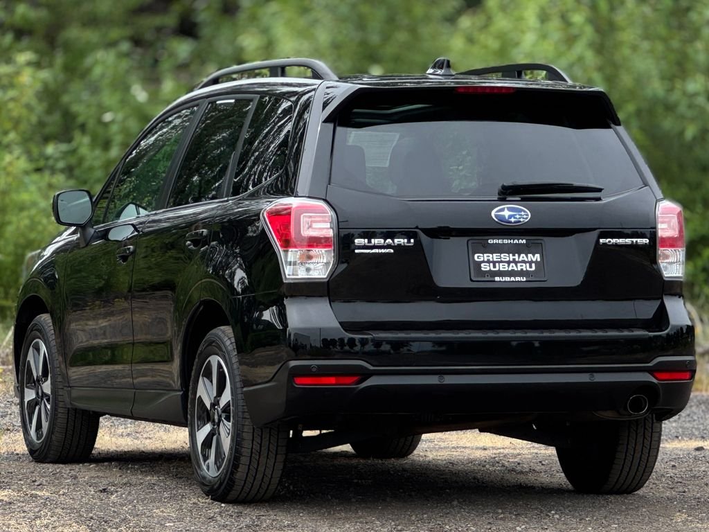 Used 2018 Crystal Black Silica Subaru 2.5i Limited image 5
