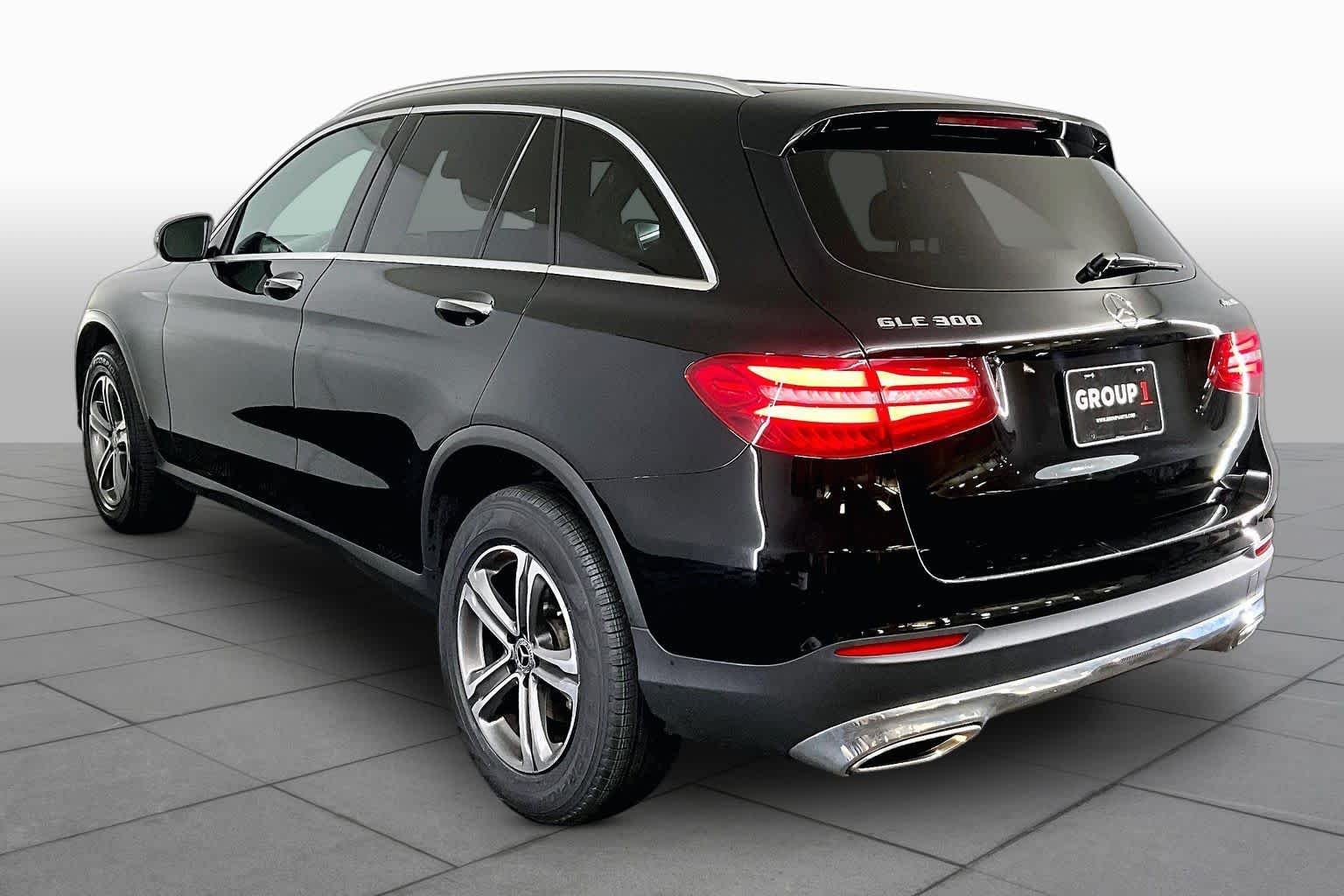 Used 2019 Black Mercedes-Benz GLC 300 image 12