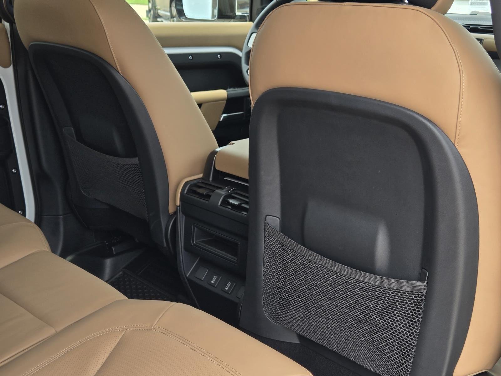 New 2026 Fuji White Land Rover S image 39