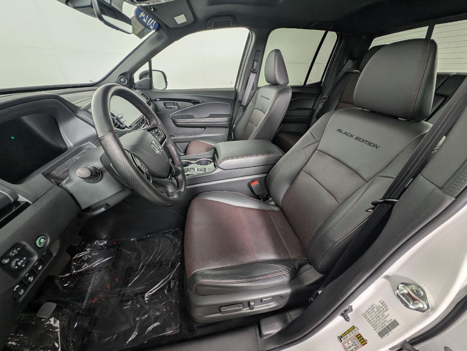 2024 Honda Ridgeline Black Edition - Photo 14