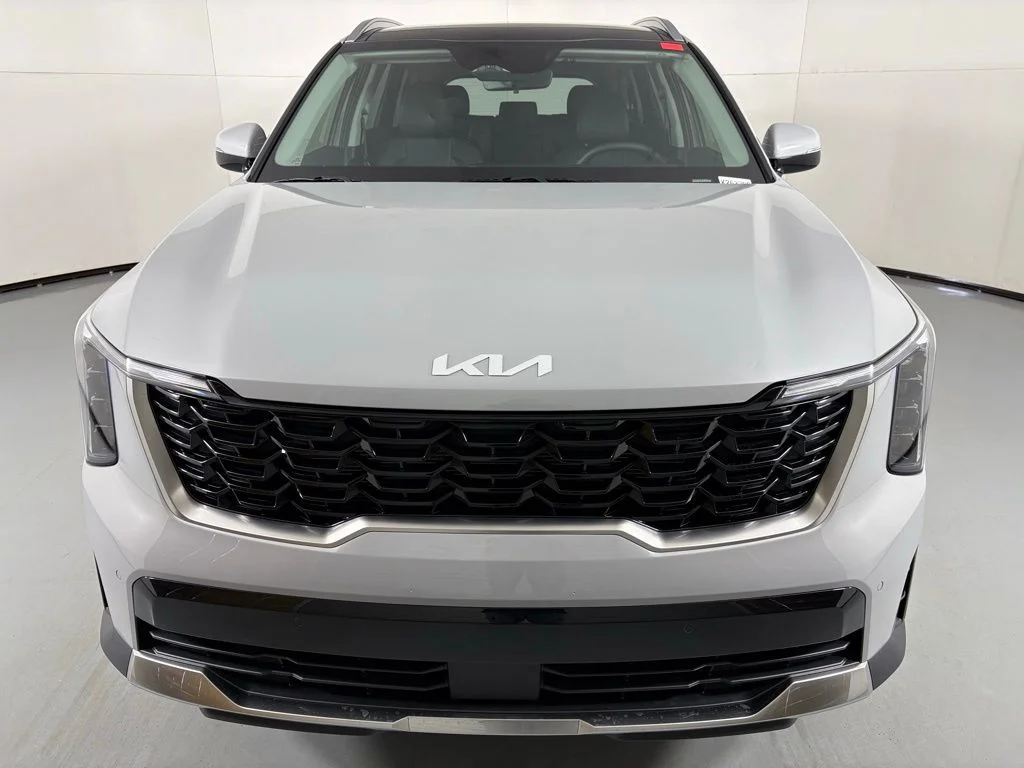 New 2026 Gray Kia S image 3