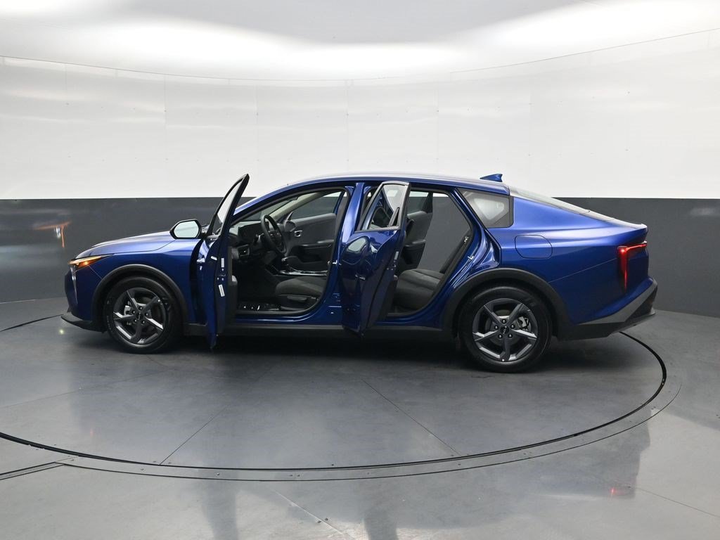 Used 2025 Deep Sea Blue Kia LXS image 39