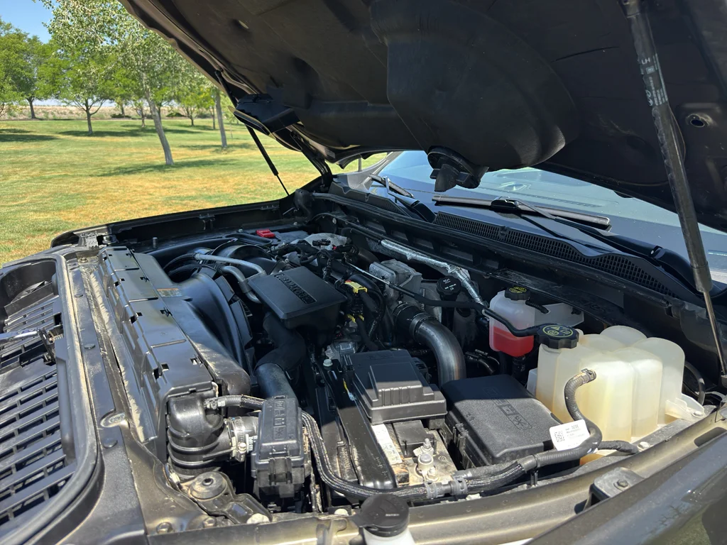 Used 2023 Forest Metallic GMC SLT image 29