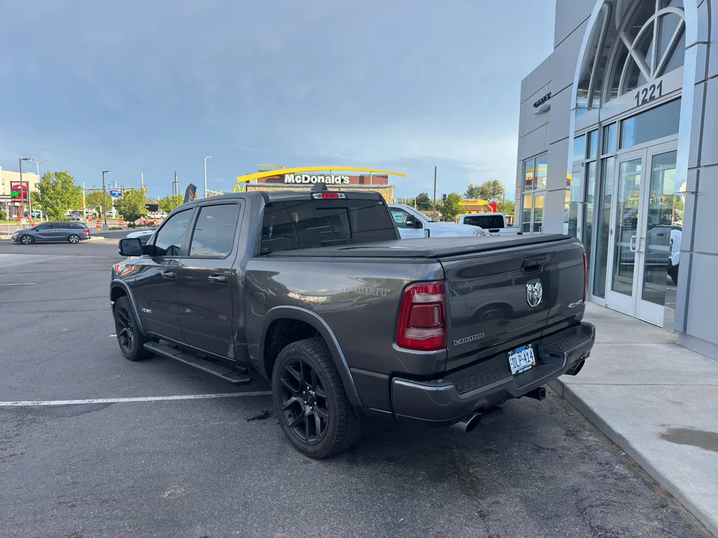 Used 2022 Granite Crystal Metallic Clearcoat Ram Laramie image 3