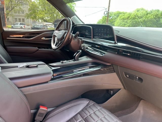 Used 2023 Silver Cadillac V-Series image 20