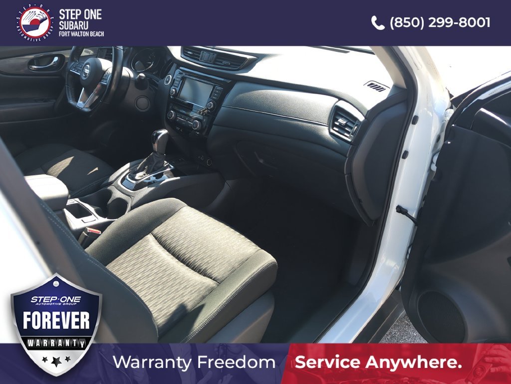 Used 2020 White Nissan SV image 35