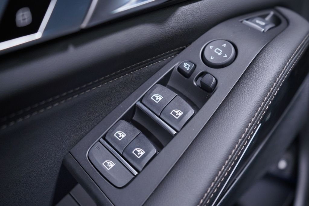 New 2026 Black Sapphire Metallic BMW xDrive50e image 14