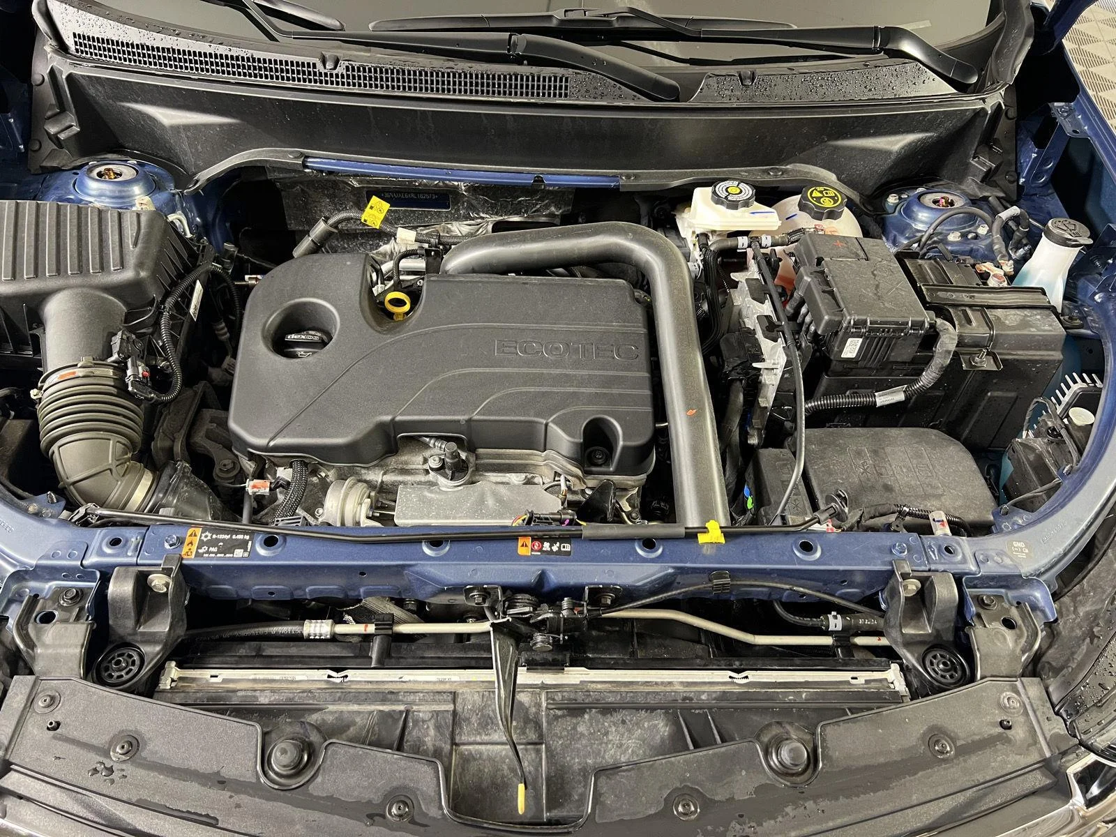 Used 2024 Lakeshore Blue Metallic Chevrolet LT image 22