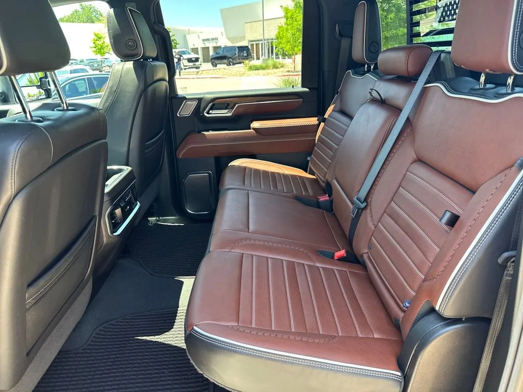 Used 2024 Onyx Black GMC Denali Ultimate image 32