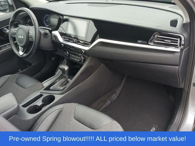 Used 2022 Gray Kia LXS image 49