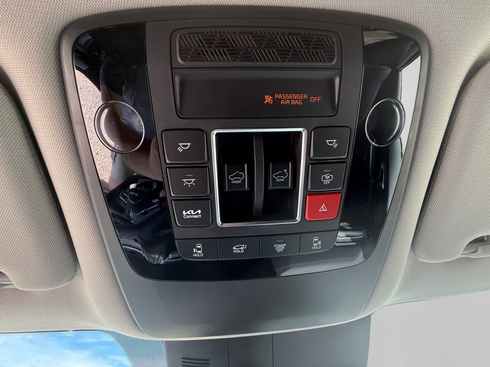 New 2026 Snow White Pearl Kia SX Prestige image 19