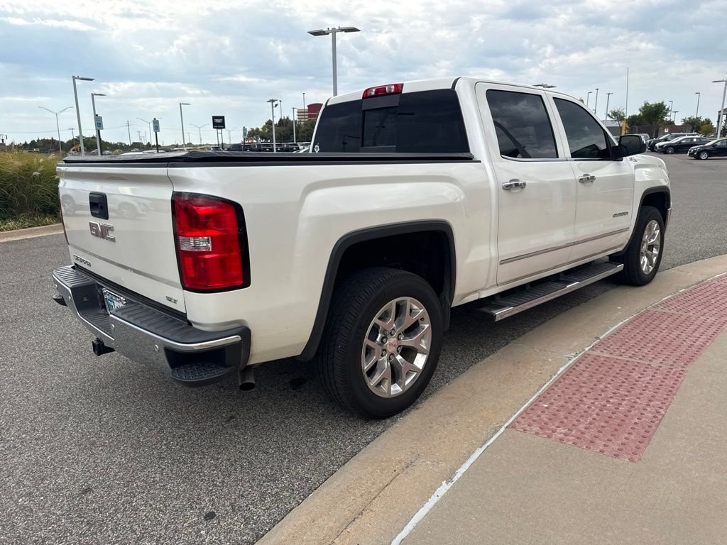 Used 2015 White GMC SLT image 4
