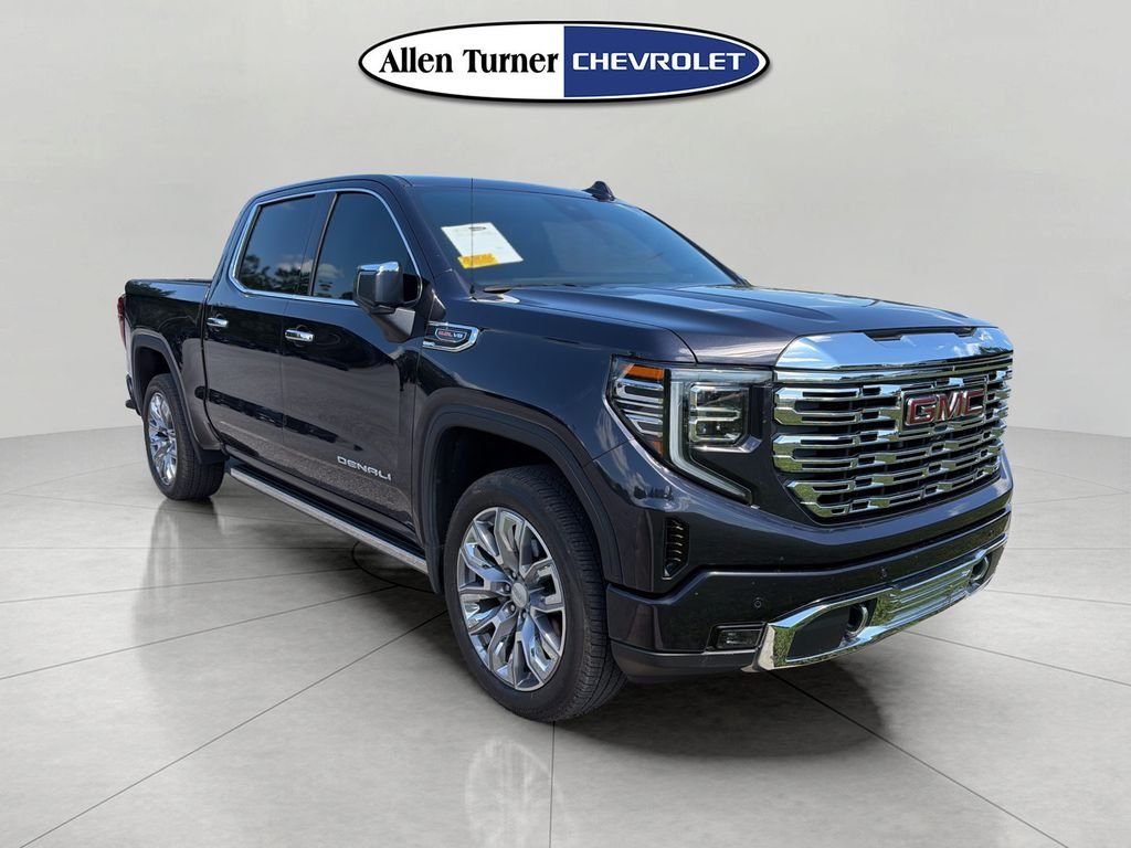 Used 2022 Silver GMC Denali image 2