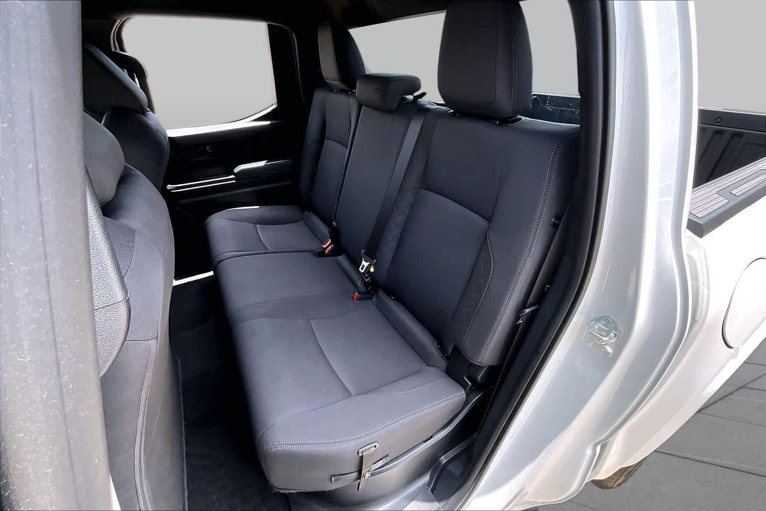 Used 2025 Ice Cap Toyota SR image 18