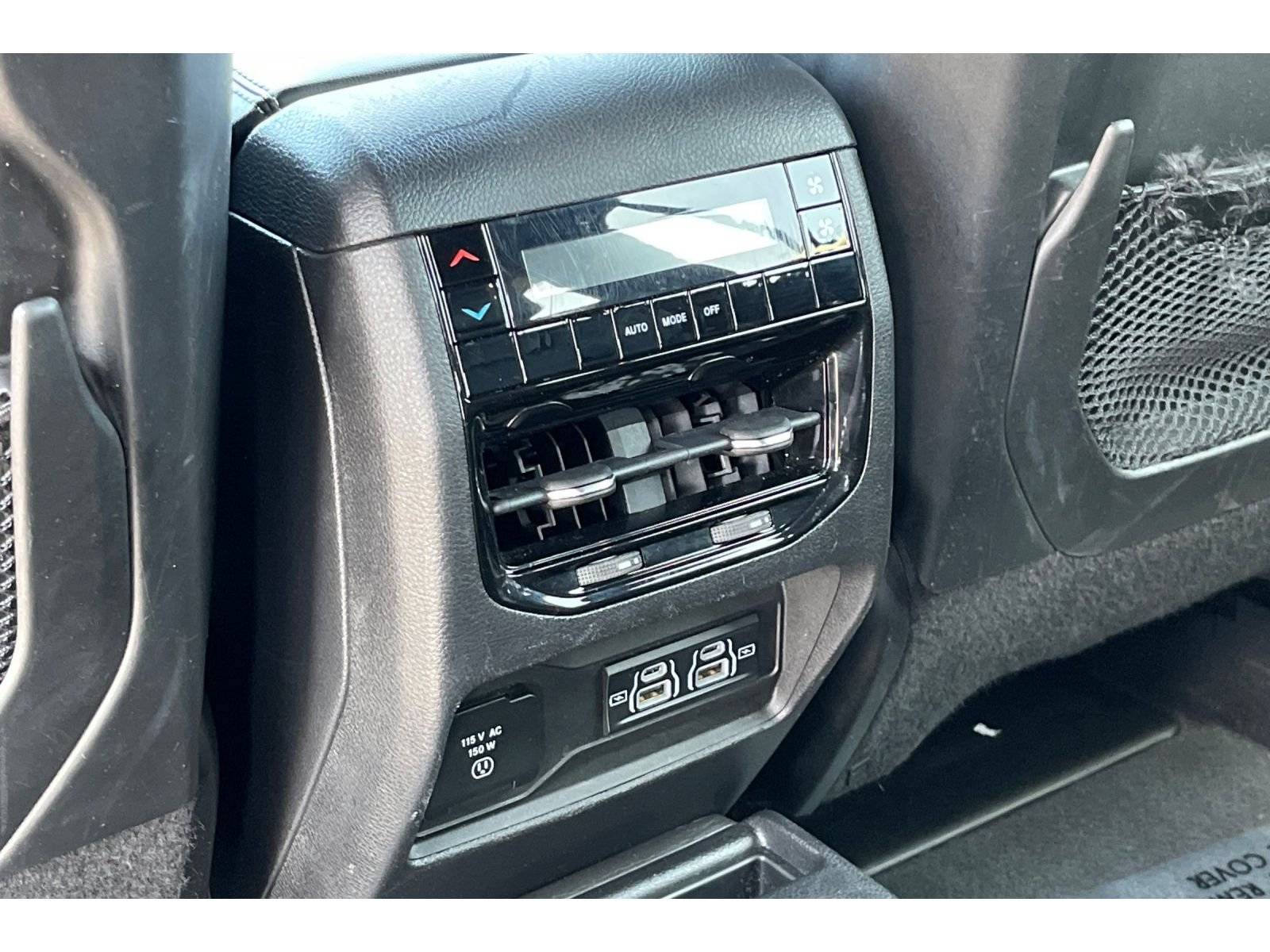 Used 2022 Baltic Gray Metallic Clearcoat Jeep Altitude image 42