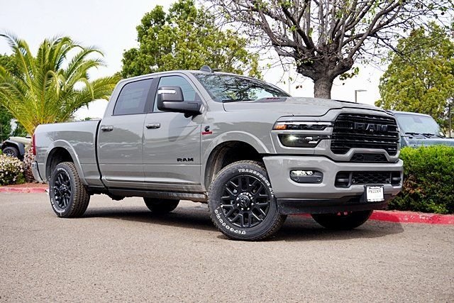 New 2026 Ceramic Gray Clear-Coat Exterior Paint RAM Limited image 2