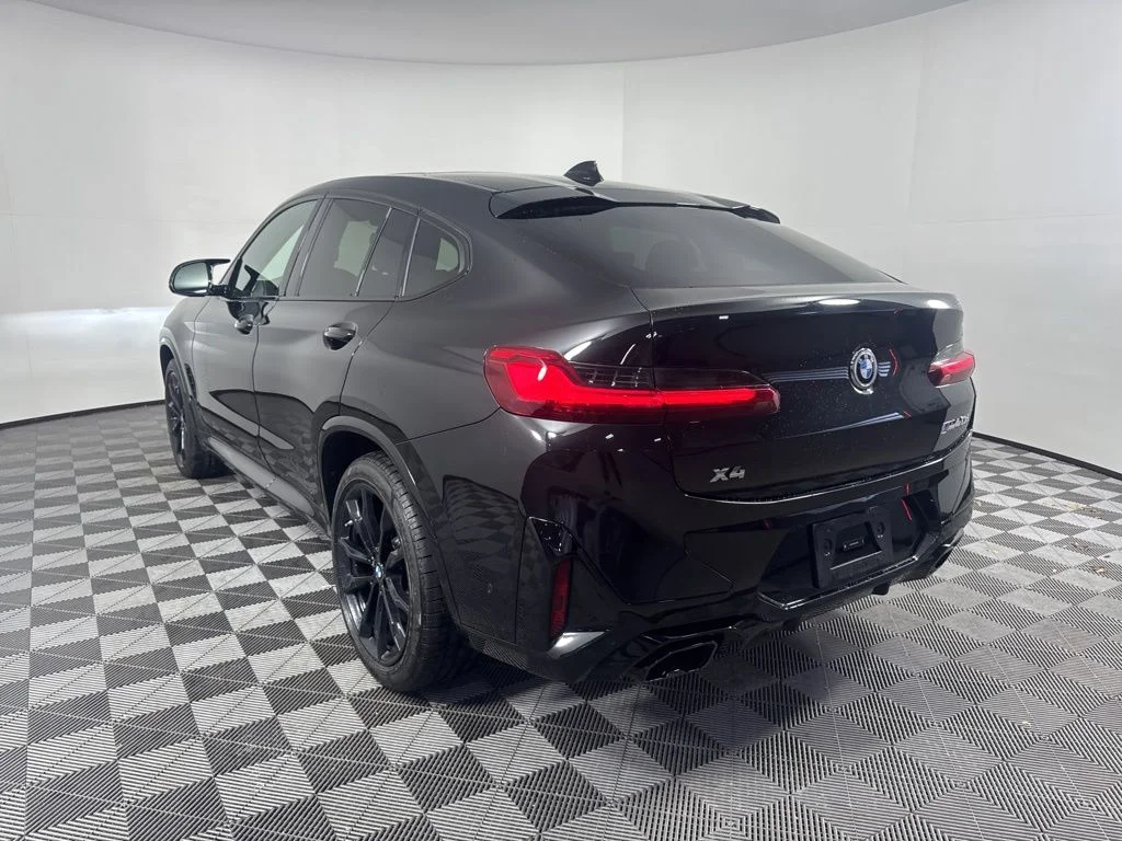 Used 2024 Black BMW M40i image 7