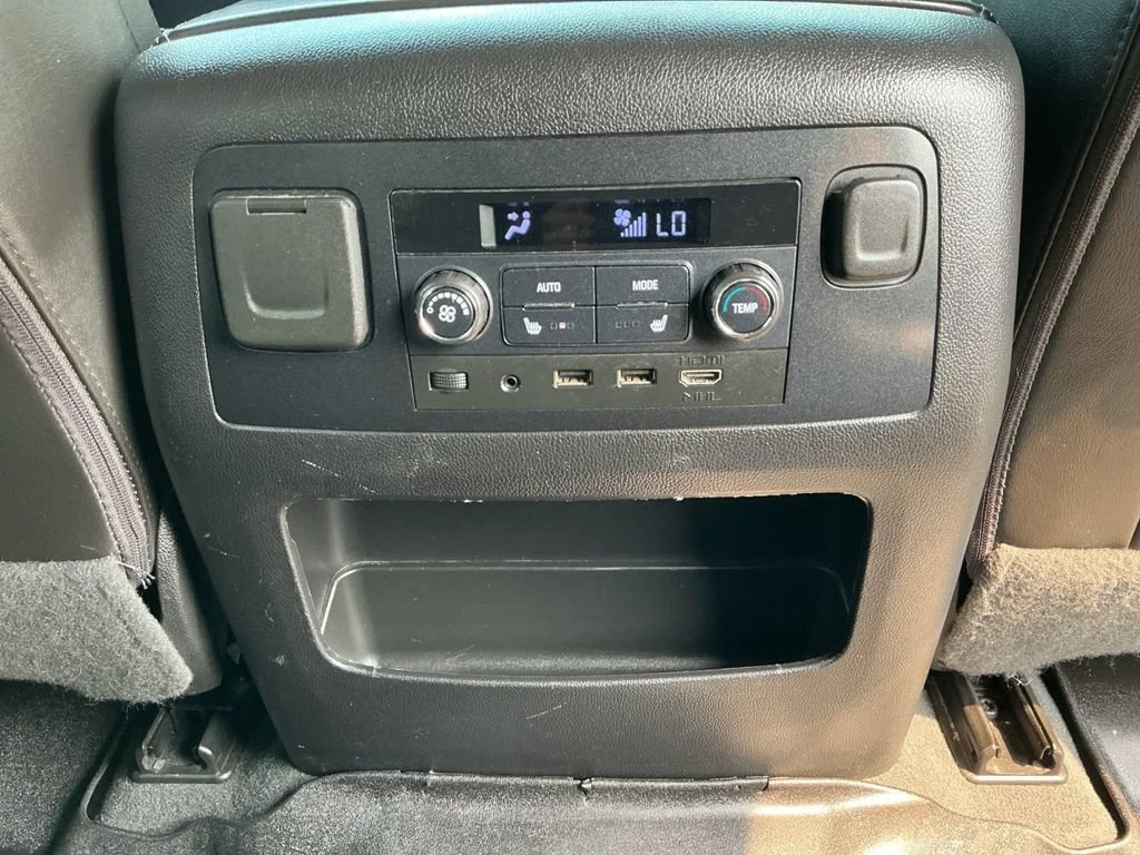 Used 2019 Black GMC Denali image 28