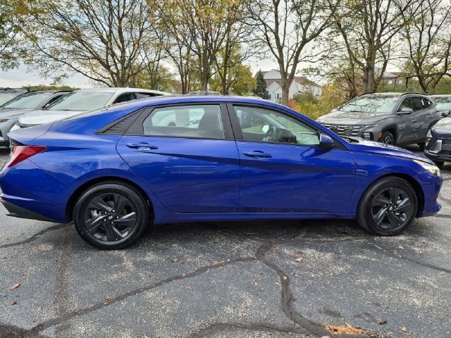 Used 2023 Blue Hyundai SEL image 8