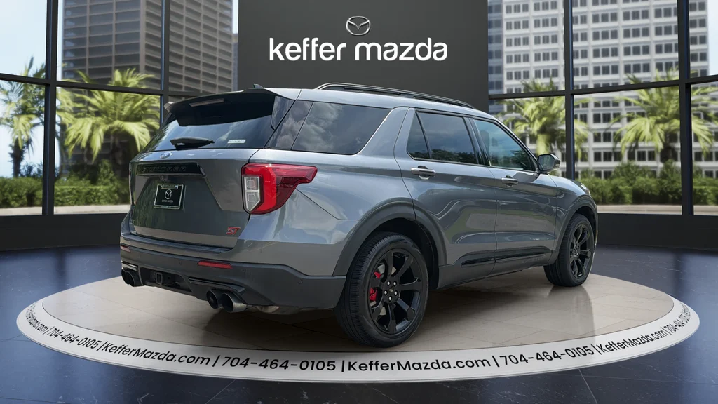 Used 2021 Gray Metallic Ford ST image 7