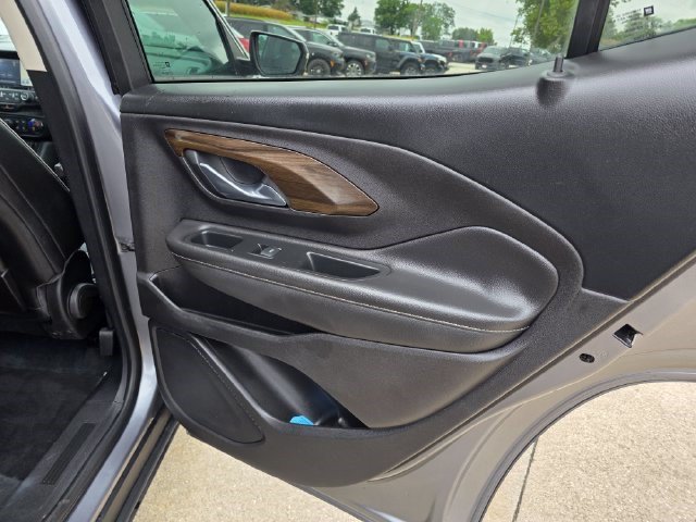 Used 2018 Satin Steel Metallic GMC Denali image 11