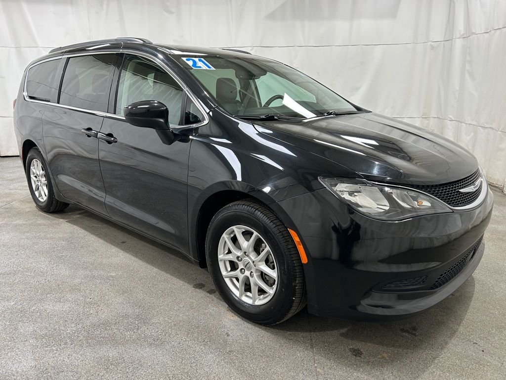 2021 Chrysler Voyager LXI