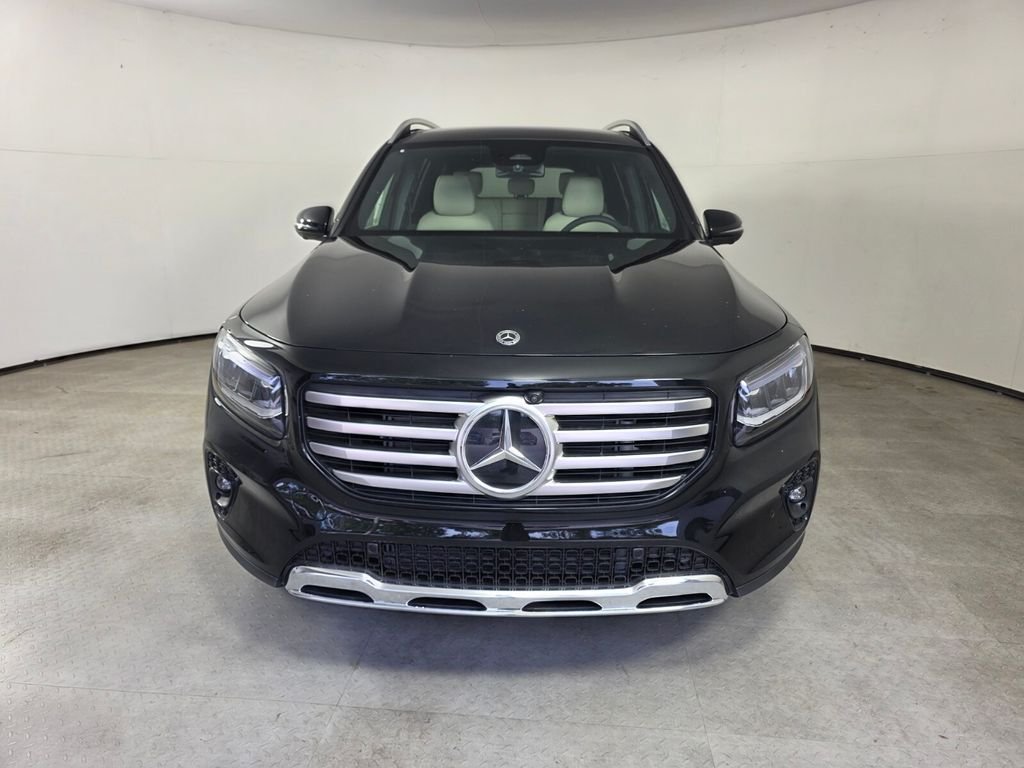 New 2026 Night Black Mercedes-Benz GLB 250 image 2