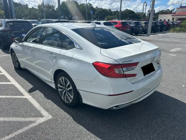 Used 2019  Honda Touring image 5