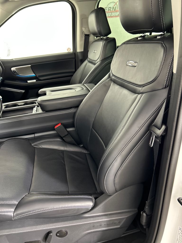 Used 2025 White Ford Platinum image 12