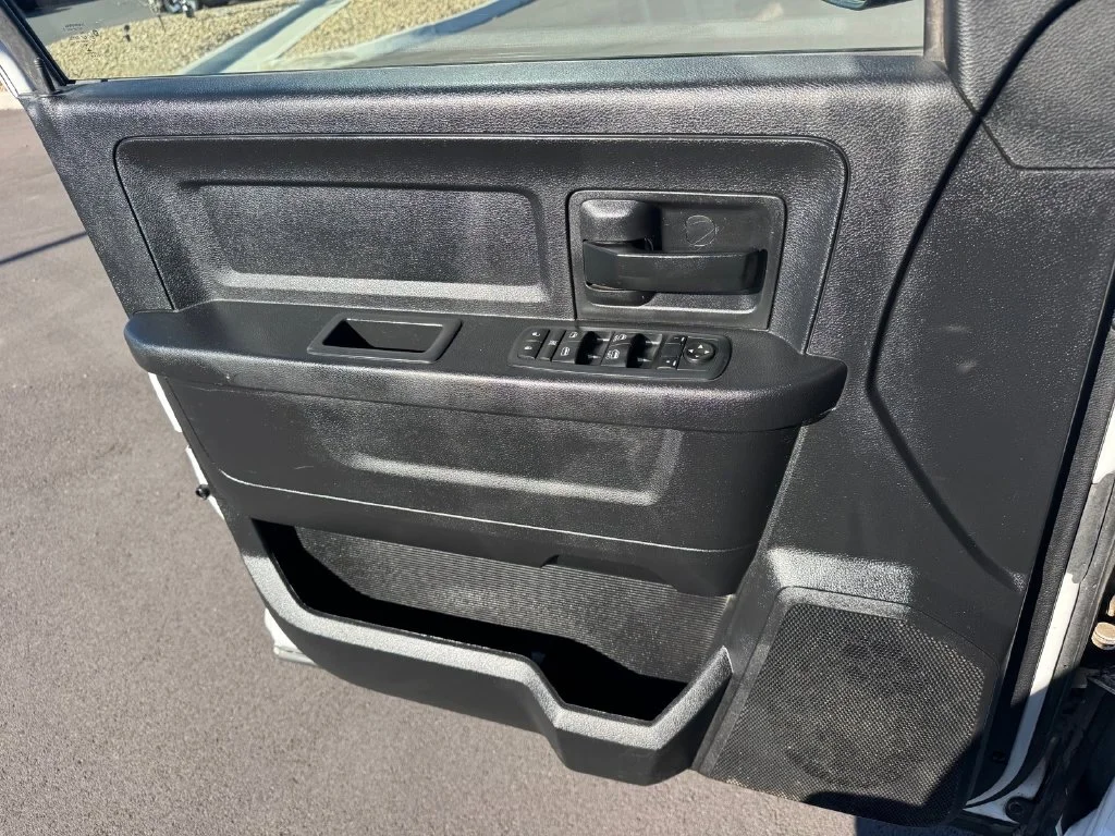 Used 2016 White Ram Tradesman image 18