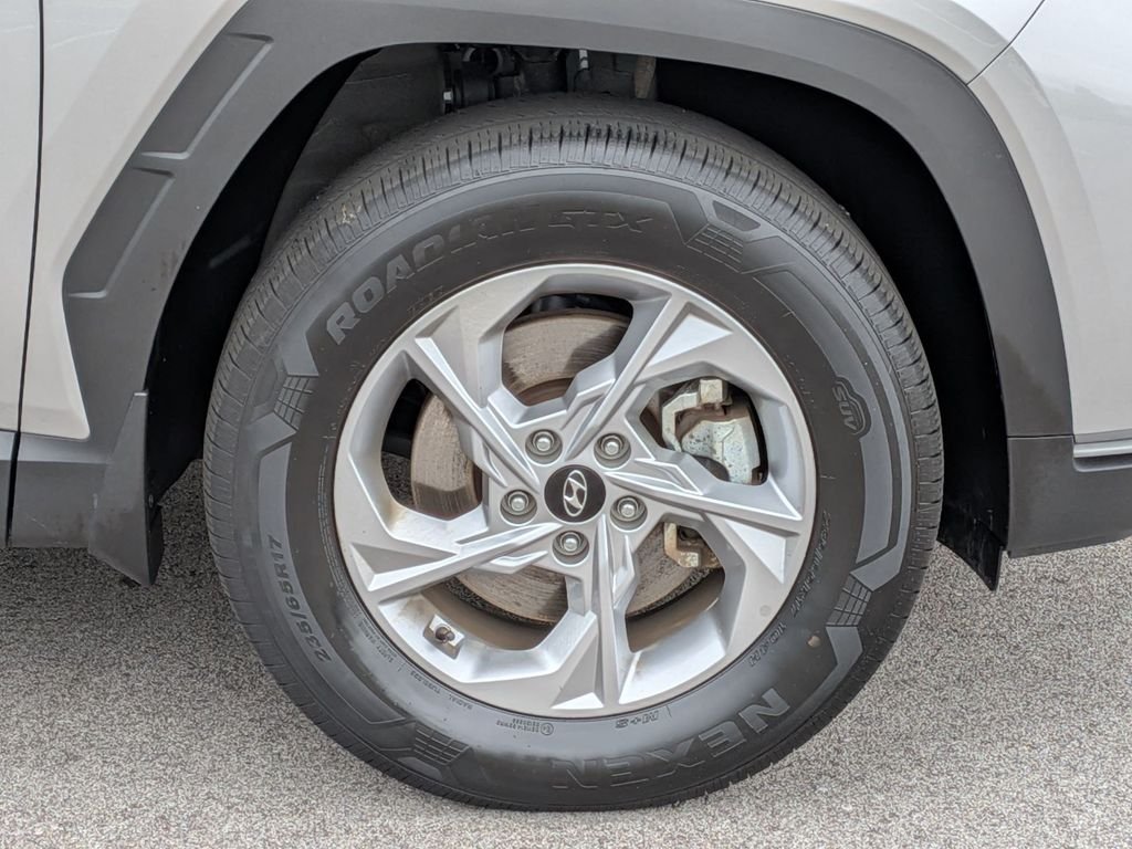 Certified Used 2024 Silver Hyundai SEL image 9