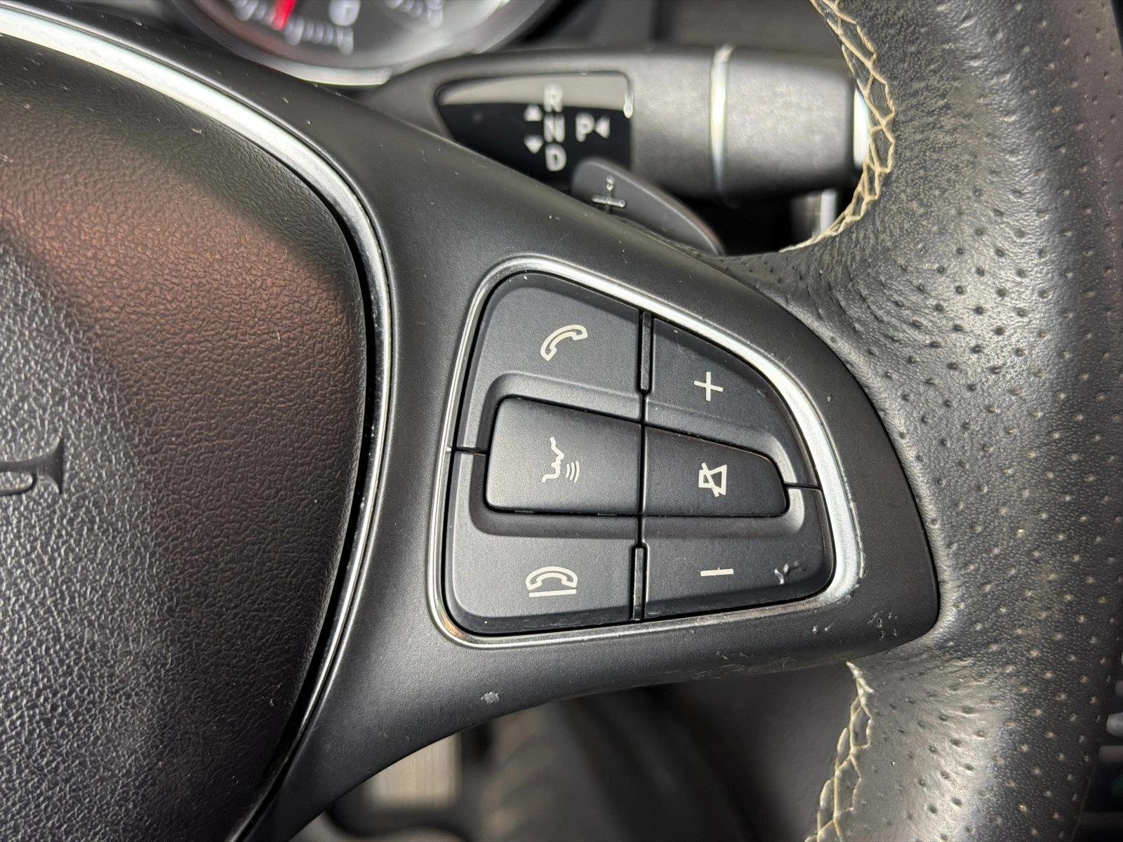 Used 2018 Jupiter Red Mercedes-Benz CLA 250 image 27