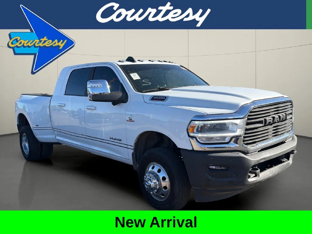 Used 2024 White Ram Laramie image 1