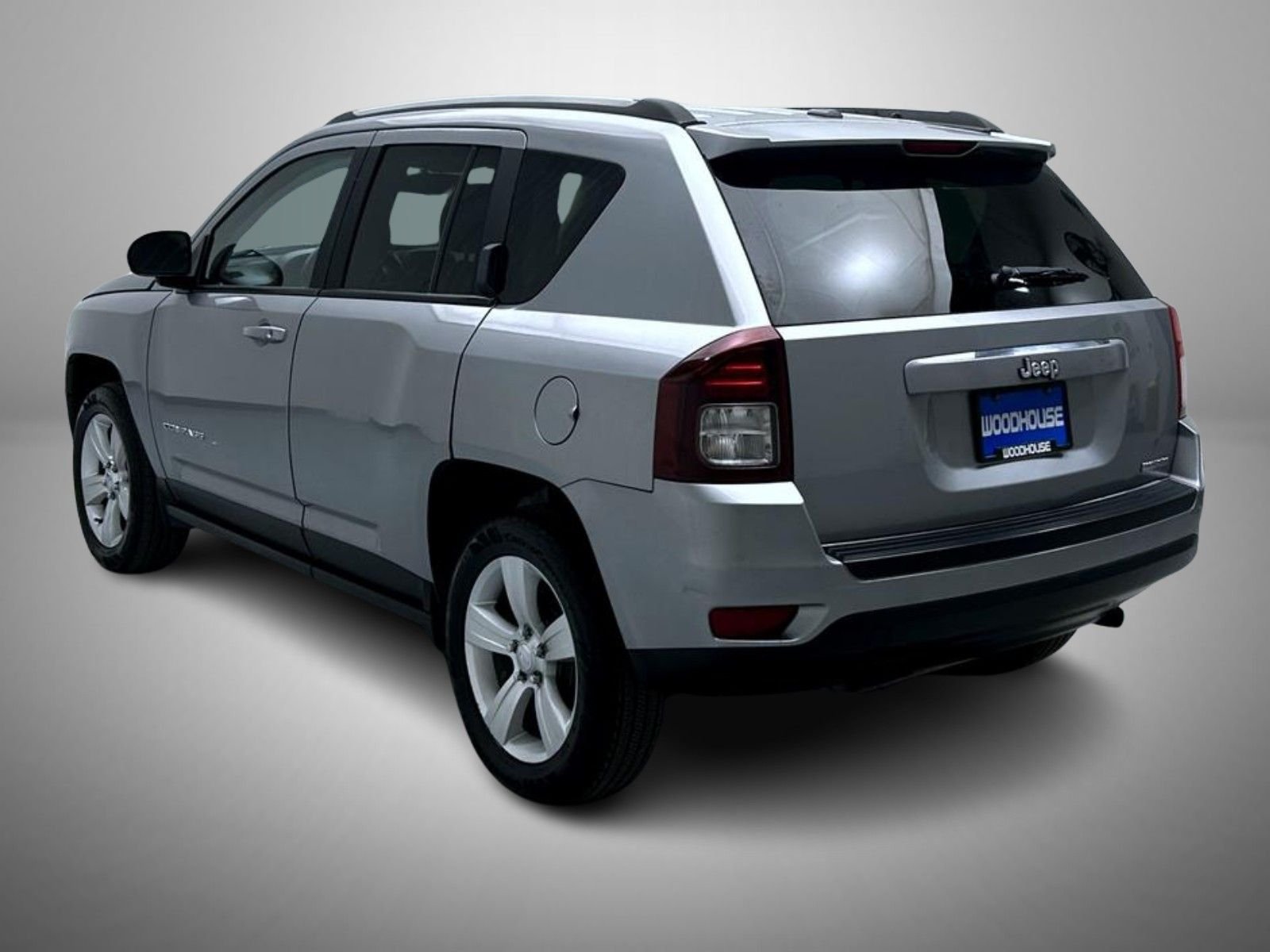 Used 2017 Silver Jeep Sport image 7