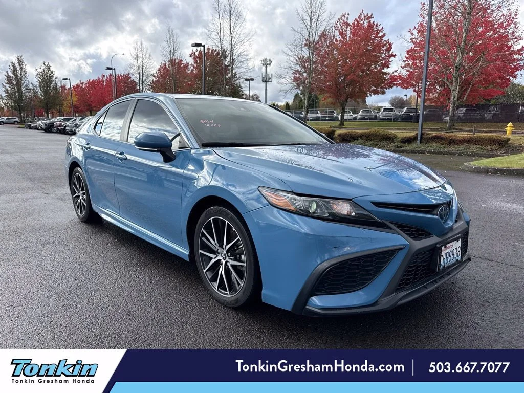 Used 2023 Blue Toyota SE image 1